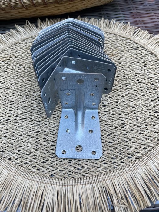 Łaczki metalowe 7x7x5