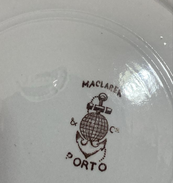 Par de pratos de Massarelos do período Mclaren