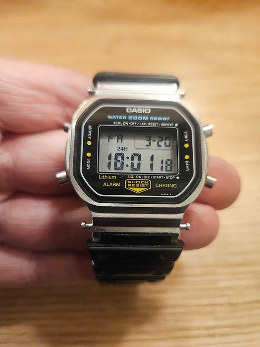 Vintage casio g-shock DW-5200C tzw "Hero"