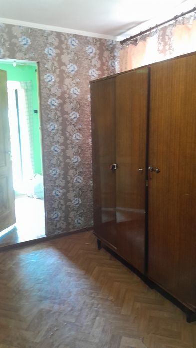 Продається двоповерховий будинок в м. Ананьїв