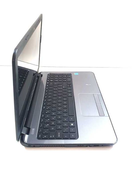 Laptop COMPAQ 15-s108