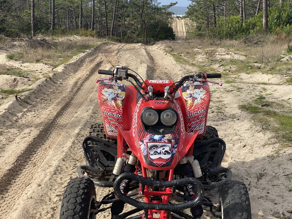 A venda honda trx 400