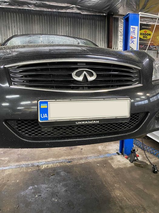 Решітка радіатора для Infiniti g37s coupe