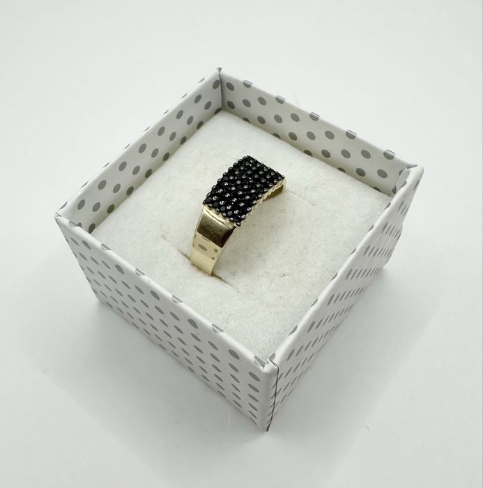 Złoty Pierścionek z Czarnymi Cyrkoniami Pr.585 NOWY