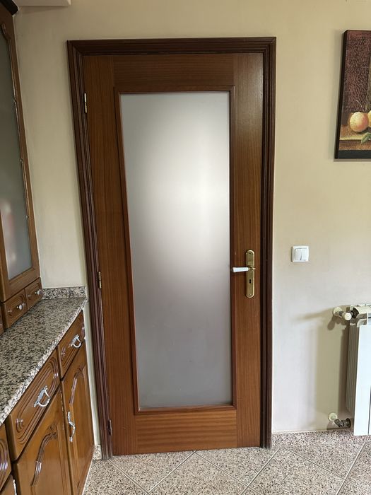 Portas interiores em mogno