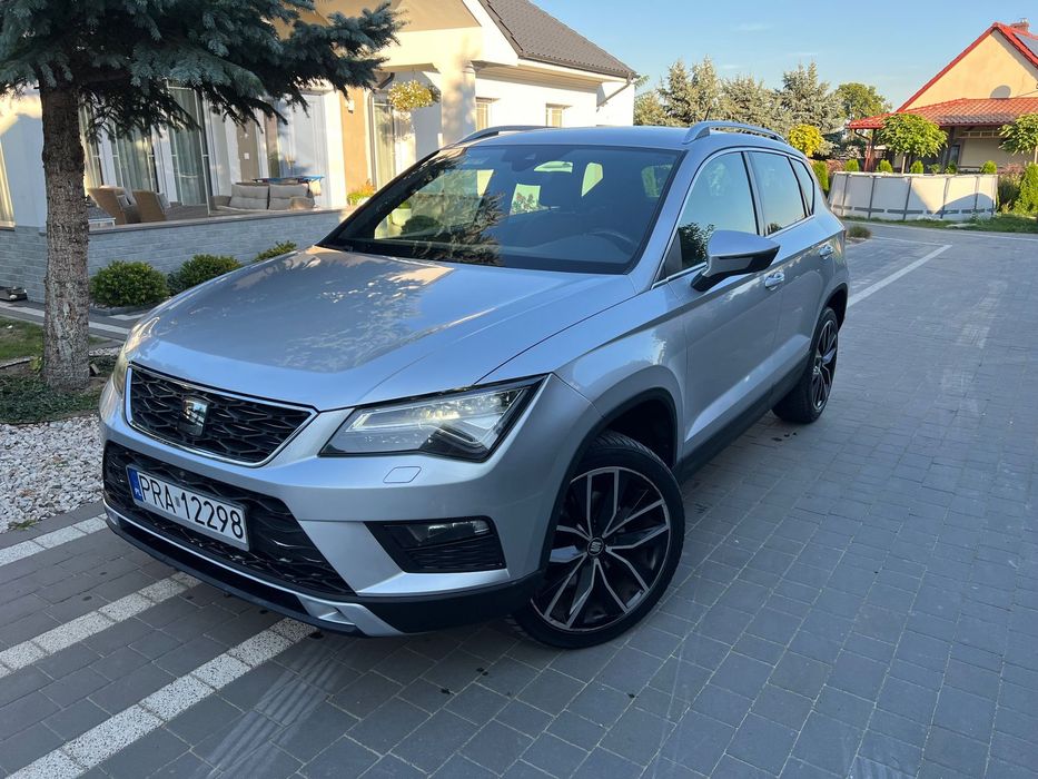 Seat Ateca 4x4 • kamery 360° • elektryczny hak • elektryczna klapa