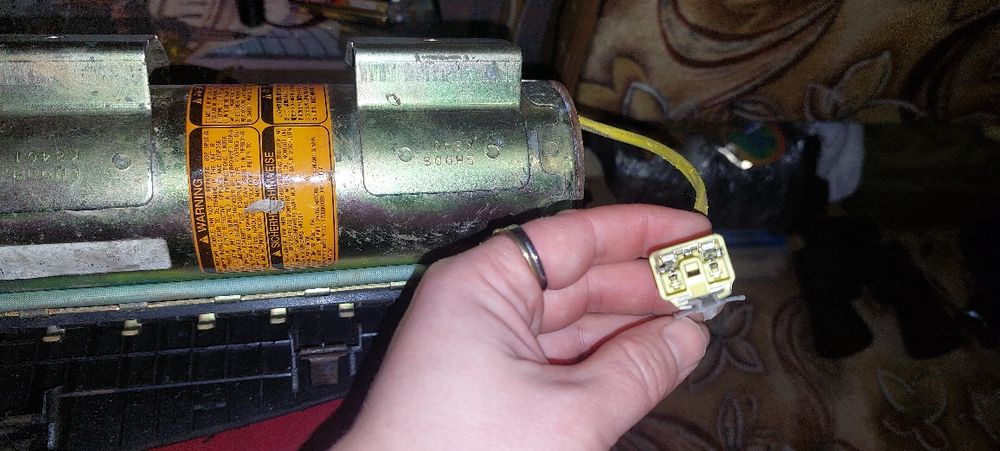 Подушка безопасности пассажира мазда 626