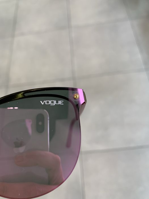 Okulary przeciwsłoneczne Vogue