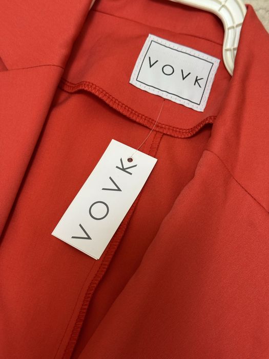 Червоний піджак Vovk