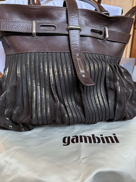 Чорна шкіряна сумка gambini