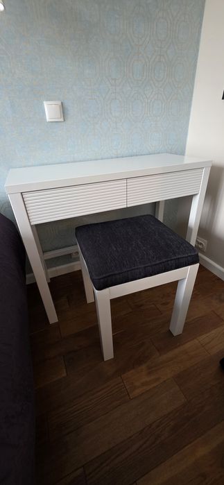 Toaletka z taboretem biały mdf