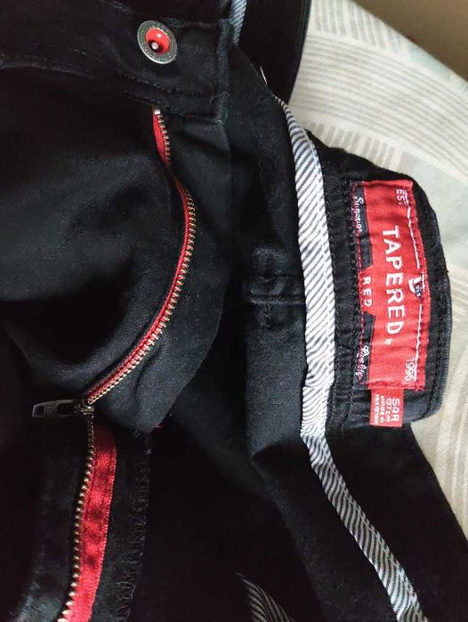 Джинсы D555 tapered red jeans United Kingdom w52-54 stretch black.