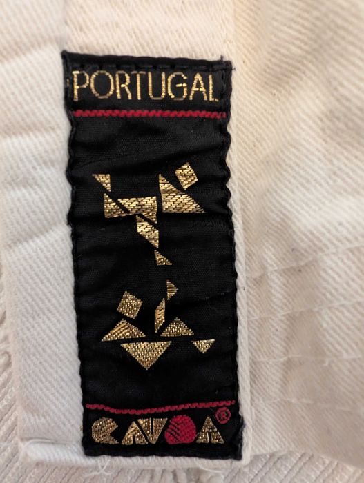 Kimono Branco - iniciados ou atletas de competição