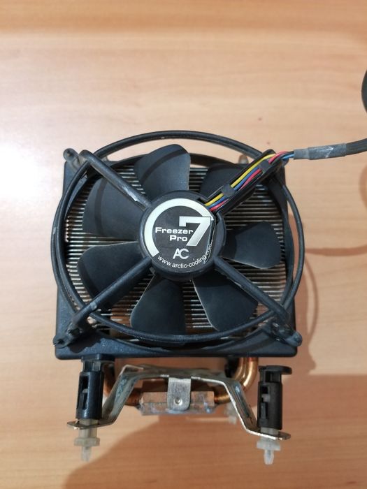 Cooler Artic Freezer 7 PRO Viana do Alentejo • OLX Portugal