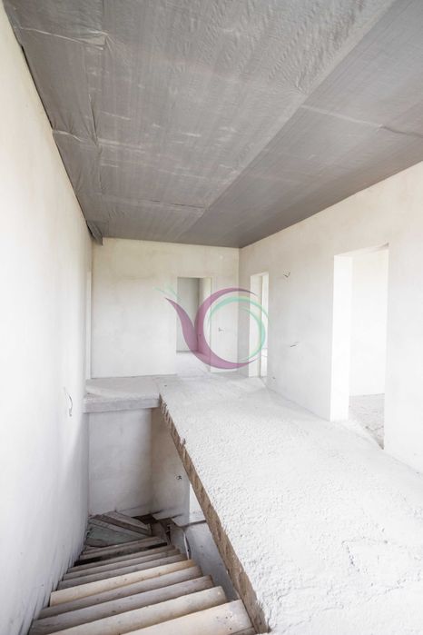 Таунхаус біля озера, в с. Гаразджа