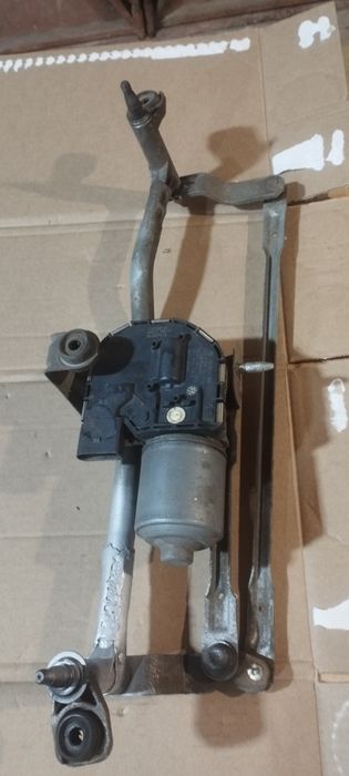 Трапеція двірників для вольксваген туран2005