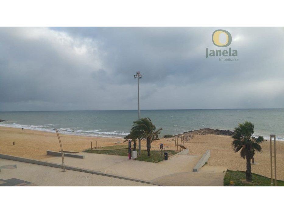 Excellent 2-Bedroom Apartment with 2 Bathrooms, Facing Quarteira Beach