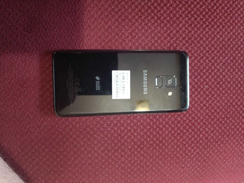 Sprzedam telefon Samsung a8