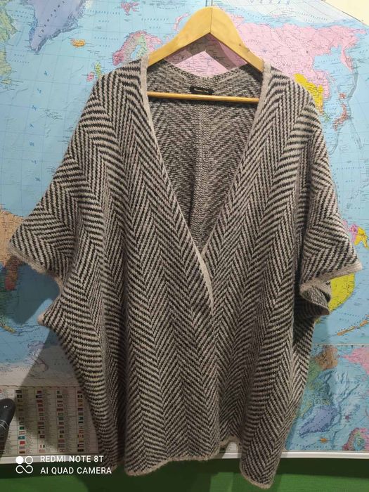 Кофта,кардиган,свитер,накидка Massimo Dutti