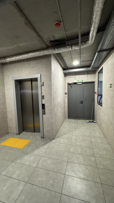 Варшавський 3, Паркінг вул.Змієнка 32, Критий,3пов, 16 кв.м Власник‼️