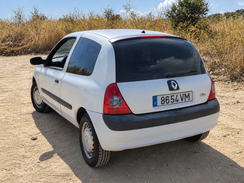 Renault Clio 1.5 dCi Comercial – 150.000 km