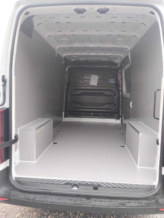 Renault Master L3H2 --- Profesjonalne zabudowy aut dostawczych PREMIUM