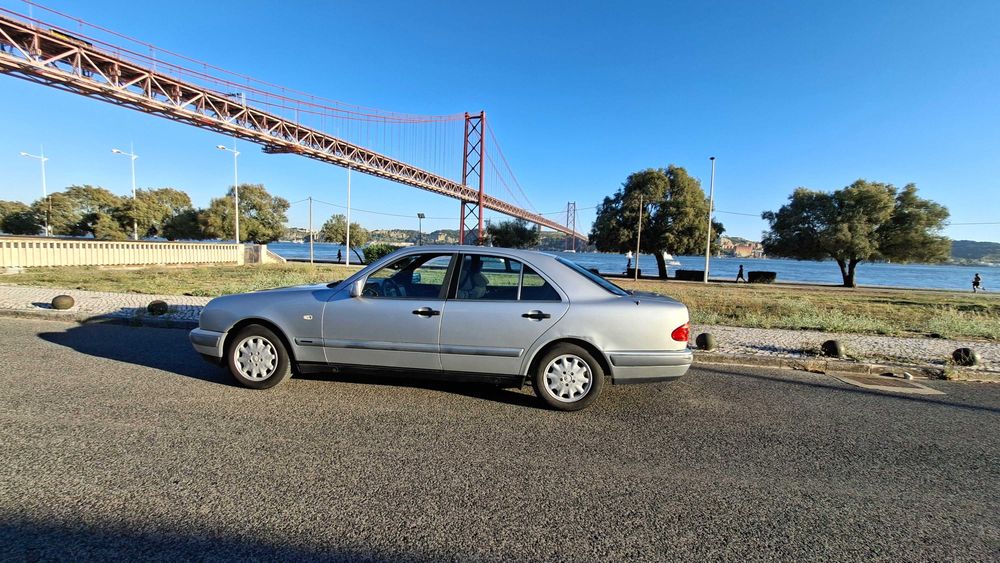 Mercedes E200 W210