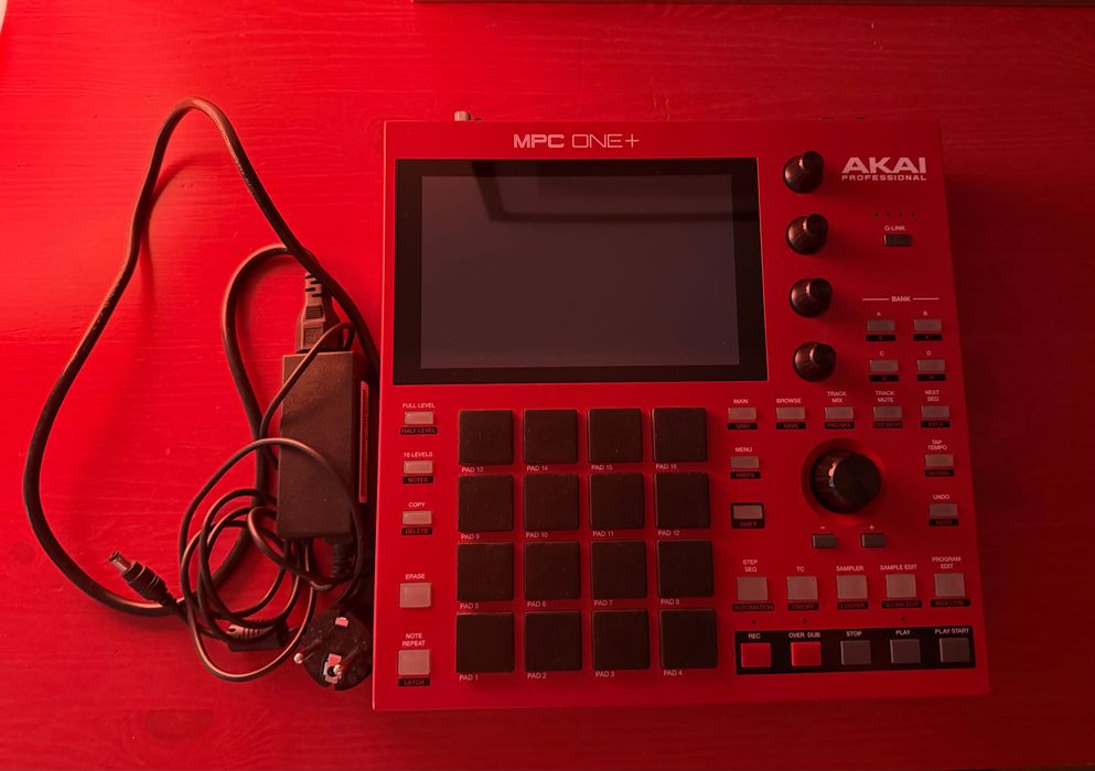 Akai MPC One+ | Stan bardzo dobry | Komplet | Domowe użytkowanie
