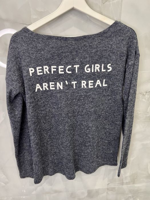 Sweterek granatowy z puchaty sinsay xs perfect girl aren't real