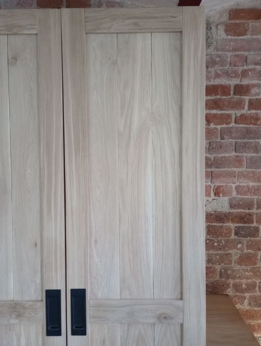 Drzwi dębowe, przesuwne