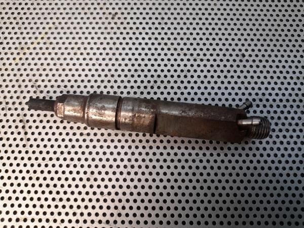 Injetor AUDI A4 Avant (8D5, B5)