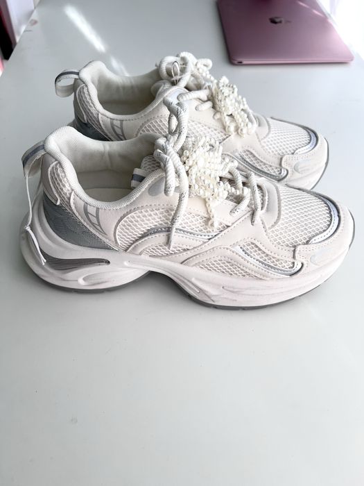 Buty sportowe r.39