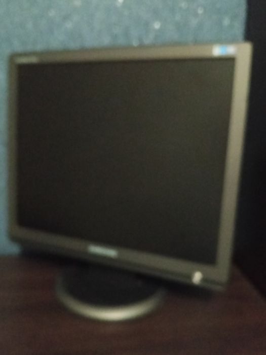 Монітор 19" Samsung 931BF Чорний