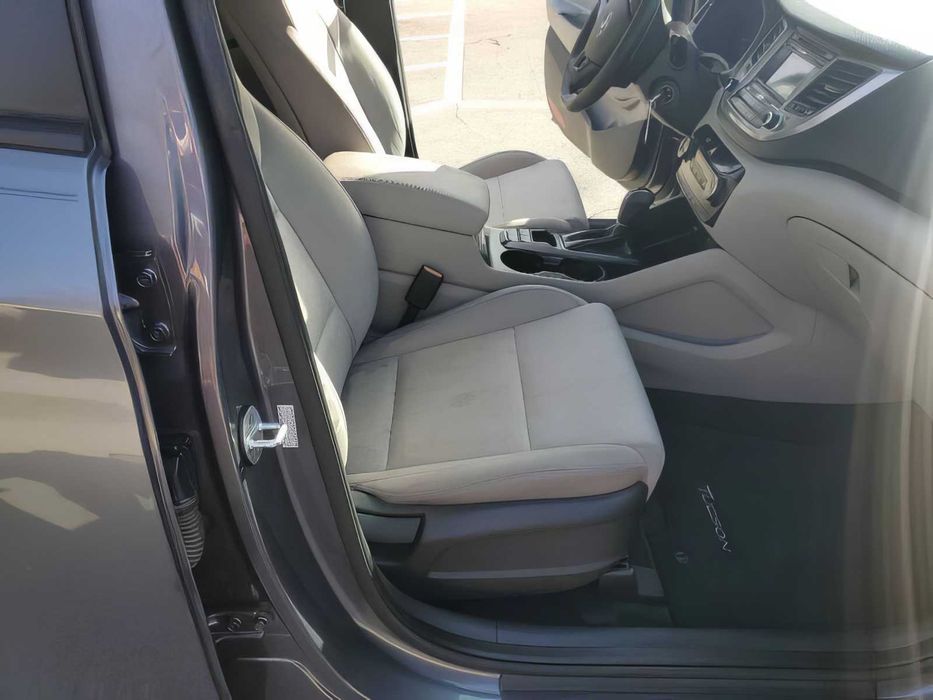 Hyundai Tucson      2016