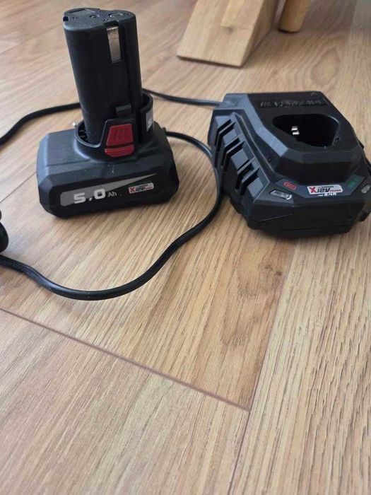 Bateria 5ah 12v parkside performance + carregador novo