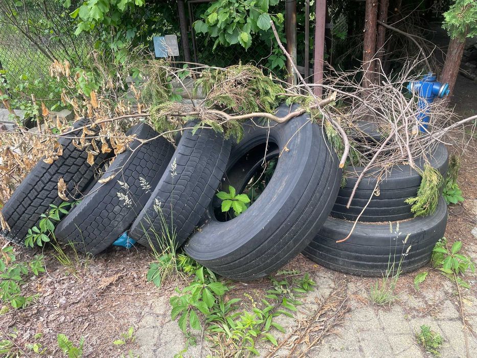 Podaruję opony do samochodu ciężarowego