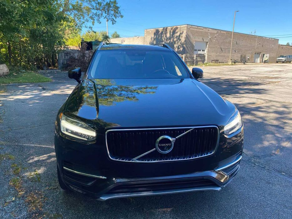 Volvo XC90 T6 Momentum      2017