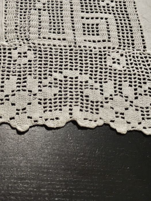 Toalha de Linho e Crochet, feita à mão 195cm X 135cm