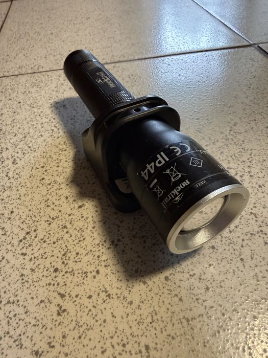 Акумуляторний світлодіодний ліхтарик Rocktrail, 1000 лм