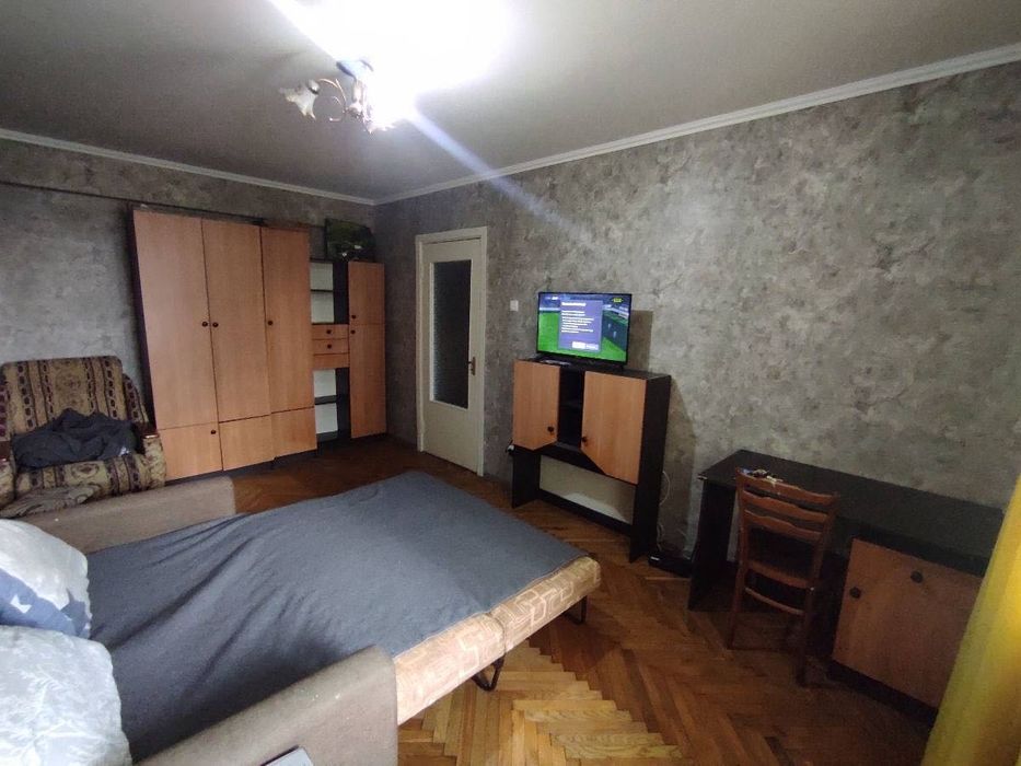 Продам 1 кім квартиру центр