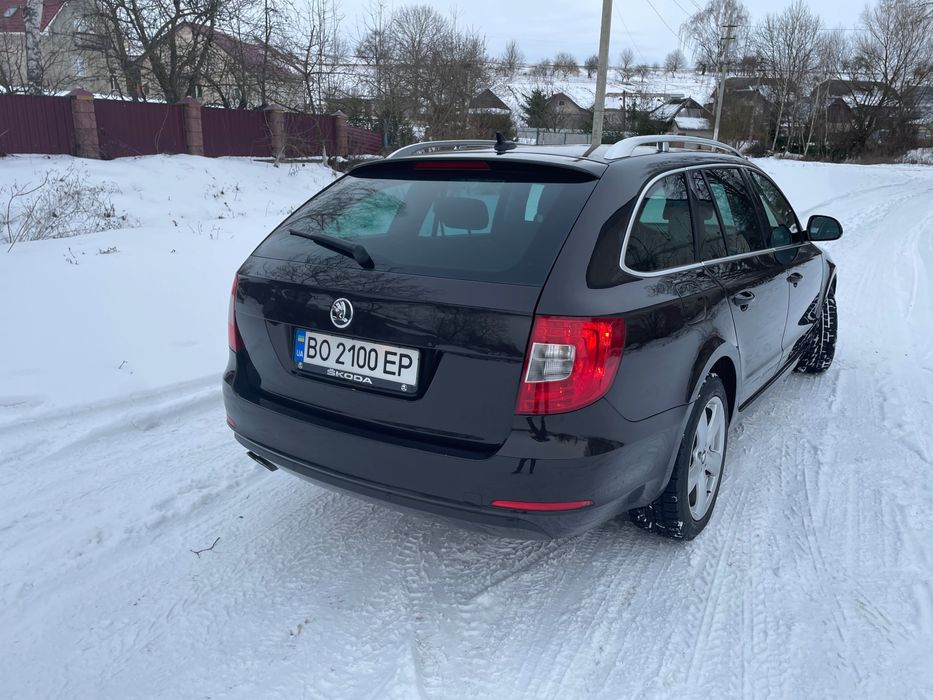 Шкода супер б 2012року