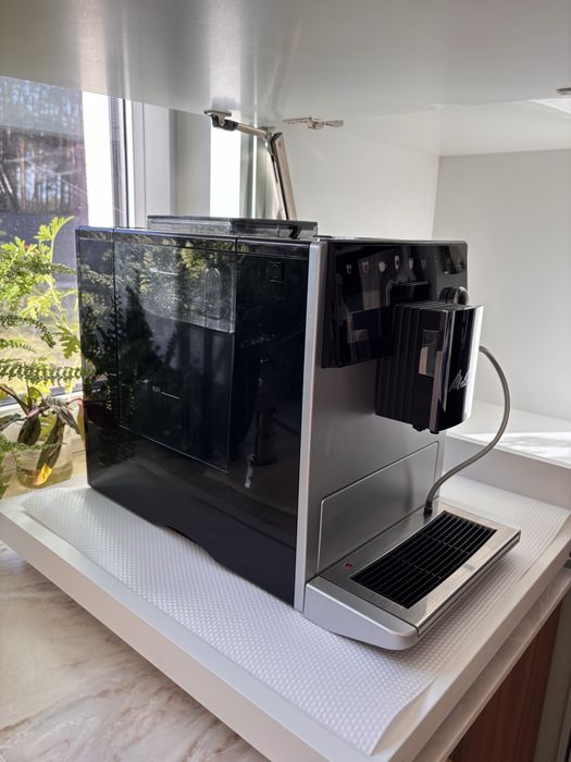 Ekspres ciśnieniowy do kawy Melitta Latte Select F63/0-201