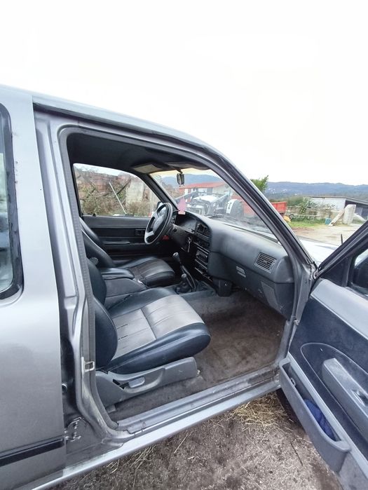 Toyota Hilux 2.4D 4x4