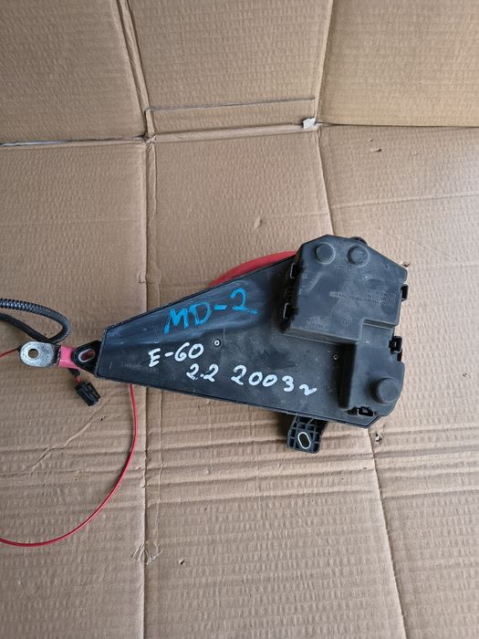 Moduł bezpieczników BMW 5 E60 E61 moduł bezpieczników 2.2 benzyna skrzynka z bezpiecznikami BMW 5 E60 E61 61