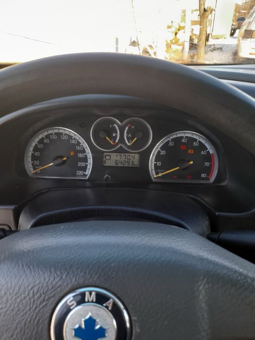 Продам машину срочно