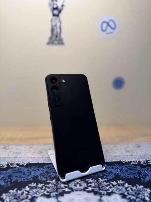 Samsung Galaxy S22 5G 8/128Gb Black