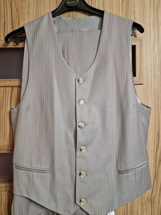 Garnitur męski r. 48