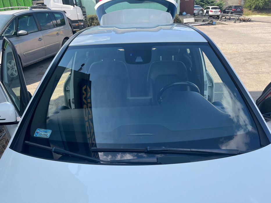 Szyba czołowa Mercedes Benz B klasa W246 pod sensor kamera czujnik