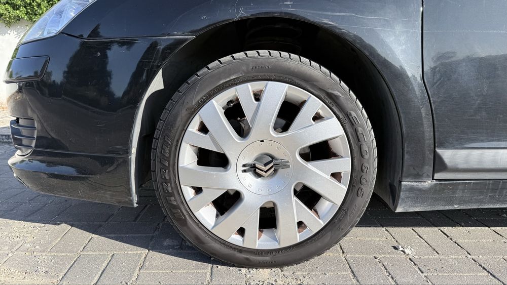 Citroën C4 — fotografia 10