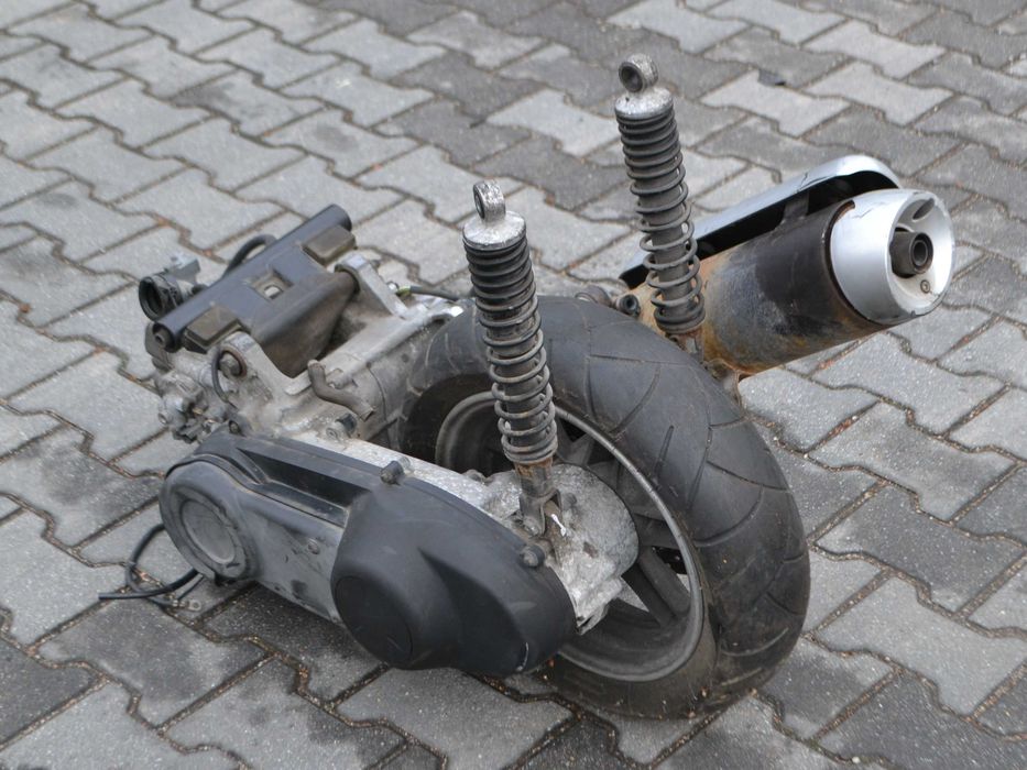 Silnik skuter SUZUKI Burgman 125